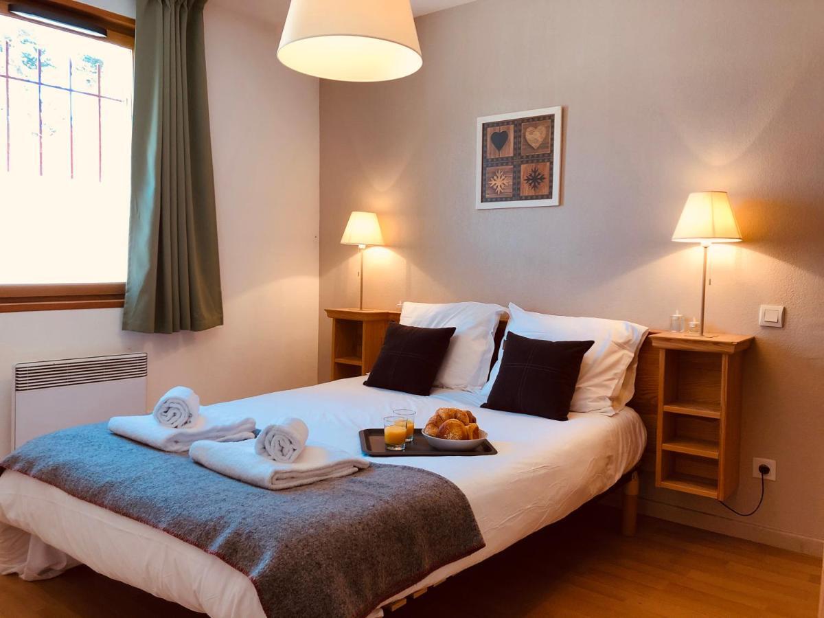 Le Castella: Appartement cosy 6 personnes Font-Romeu-Odeillo-Via Esterno foto